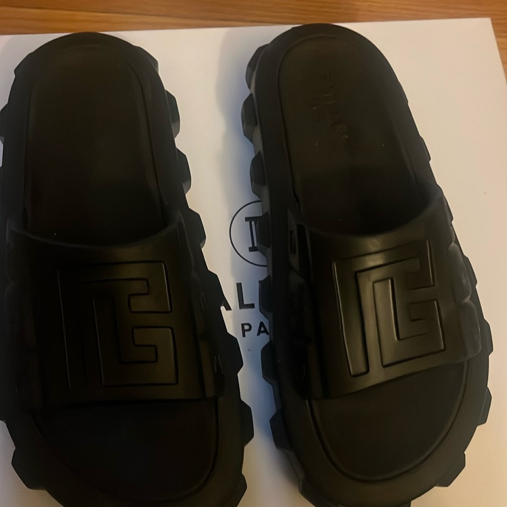 COPY - Sz 40/41 Balmain Slide